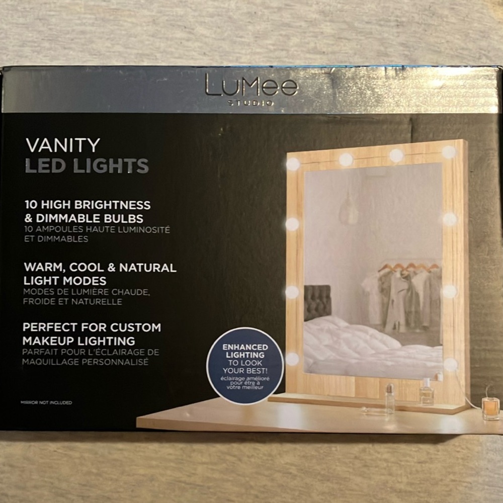 LuMee Studio Vanity LED Lights from Casemate